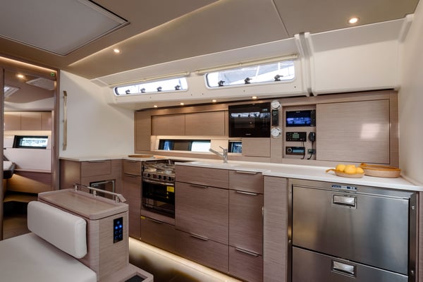 Orsasei - Owner version, A/C,  Water maker, Solar Panel