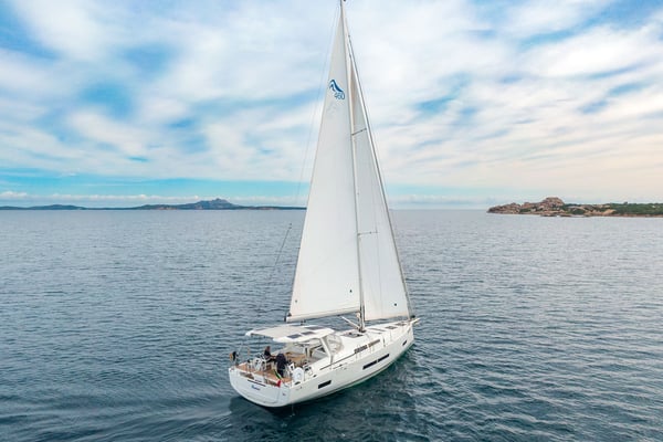 Orsasei - Owner version, A/C,  Water maker, Solar Panel