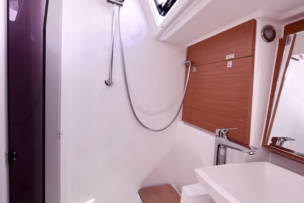 Noah - Water maker, Solar Panel