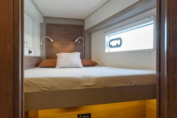 ORSA 5 - A/C, Generator, Water maker