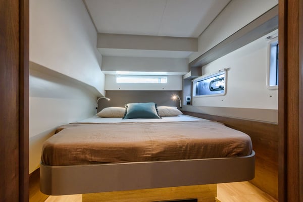 ORSA 5 - A/C, Generator, Water maker