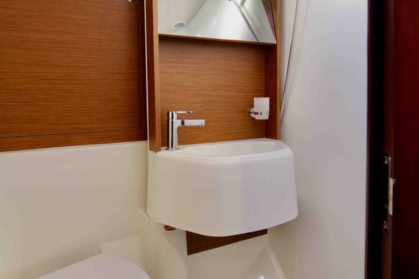 Elettra - Water maker, Solar Panel