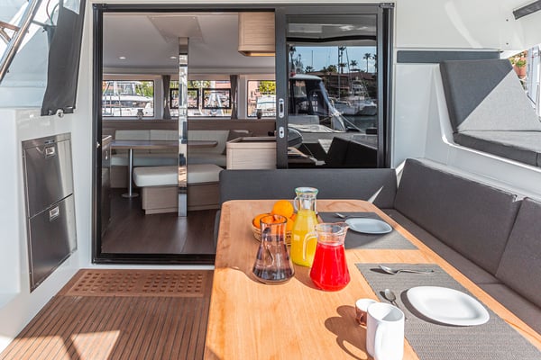 Almalù - A/C, Generator, Water maker