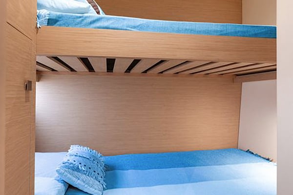 Calypso - A/C, Generator, Water maker