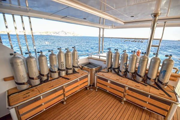 Comfort cabin upper deck 3