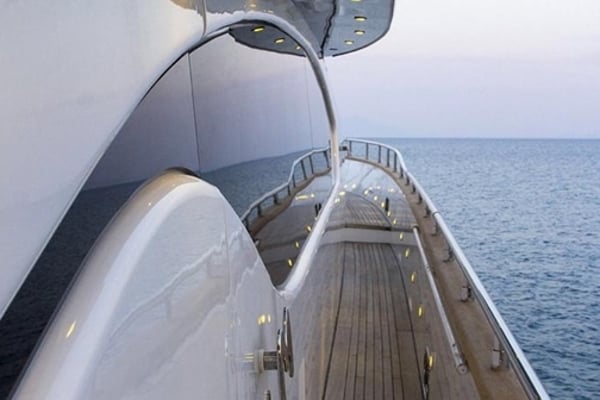 24M Deluxe Maiora Motoryacht