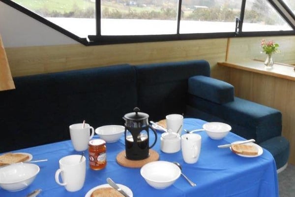 Royal Star WHS - Budget 1