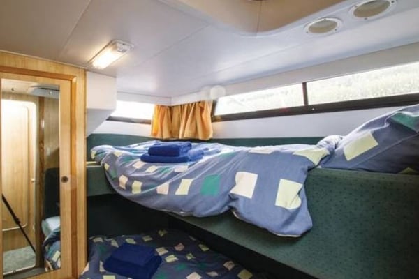 Royal Star WHS - Budget 1