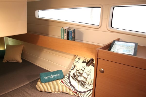 Platinum 989 Flybridge (Premiera)