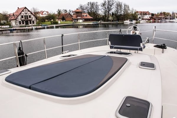Nautika 1300 LUX