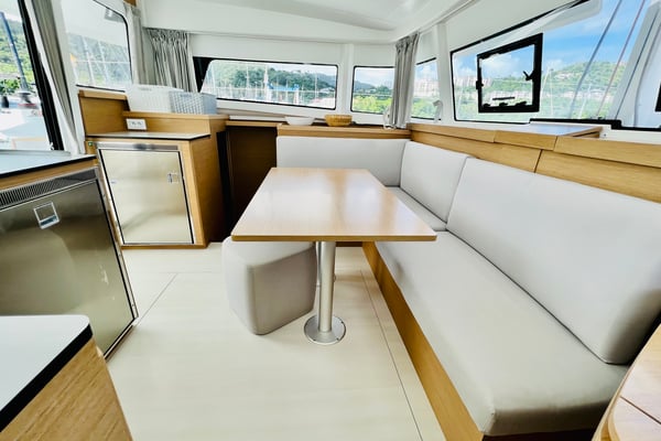 MOANA Denia BAREBOAT