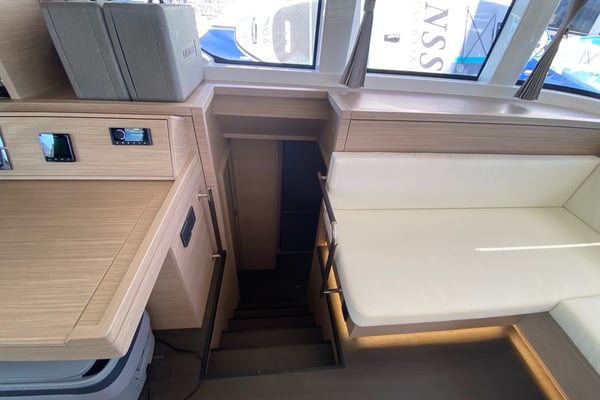 The Moon - FIRST CLASS