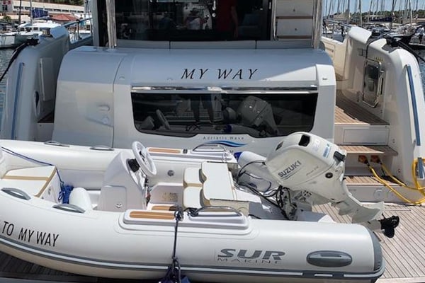 Tender SurMarineST290