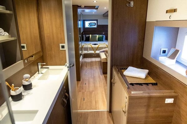 BLISS LUXURY CATAMARAN