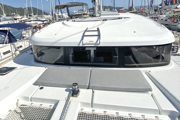 Lagoon 40