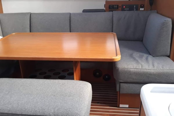 Bavaria Cruiser 46 Style