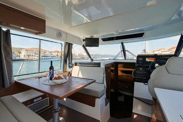 Merry Fisher 1095 FLY