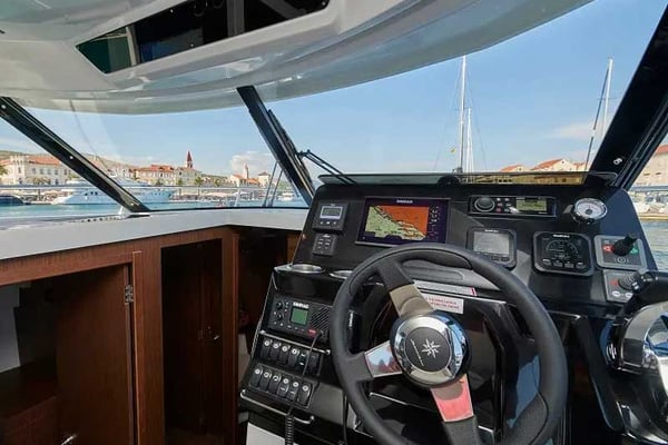 Merry Fisher 1095 FLY