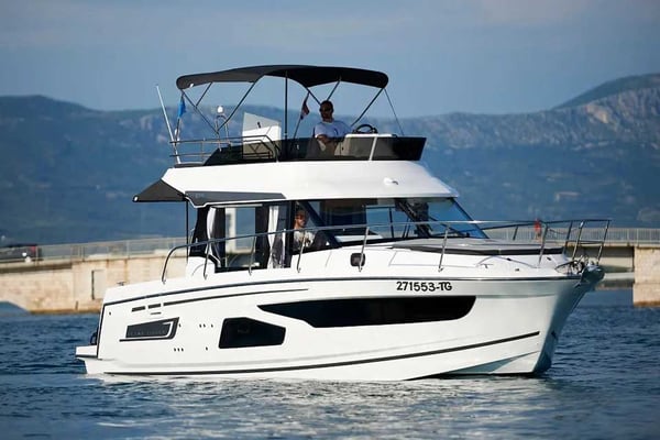 Merry Fisher 1095 FLY