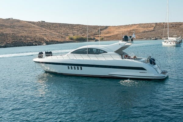 Mangusta 72