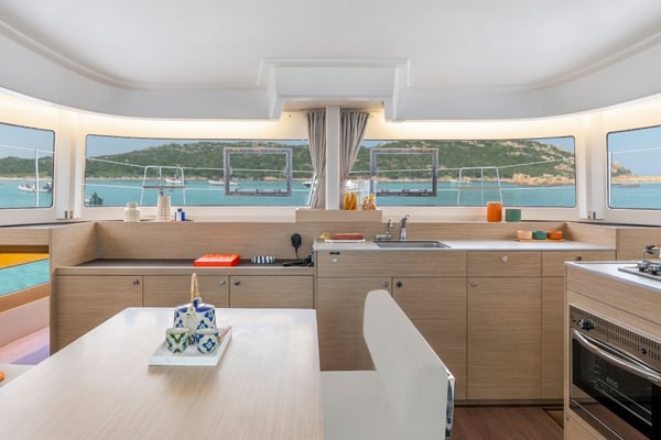 NO NAME(GEN +AC+WATERMAKER)