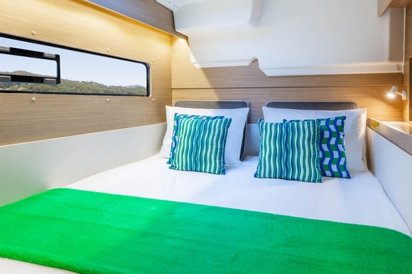 NO NAME(GEN +AC+WATERMAKER)