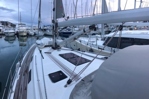 Bavaria 40 Cruiser in the Best Sailing Area - Photo 4