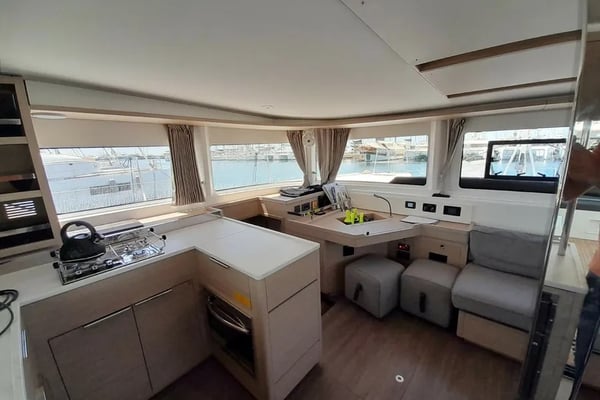 Lagoon 46 ALEXANDRA - Photo 3