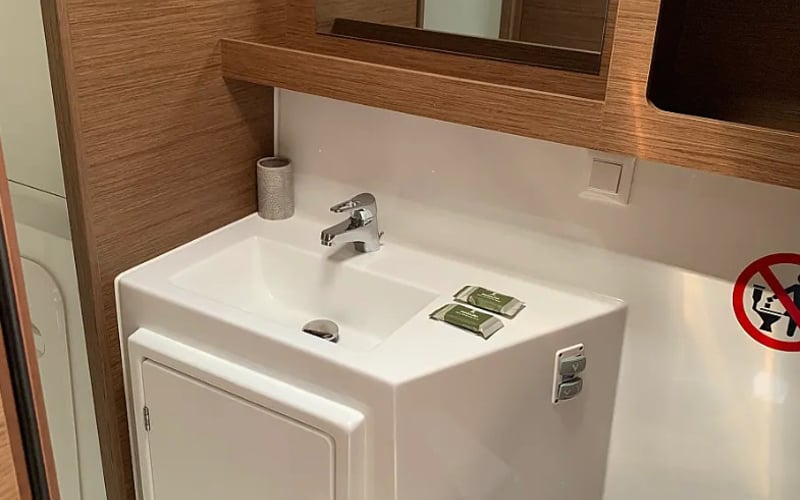 Majorelle Blue | A/C generator watermaker