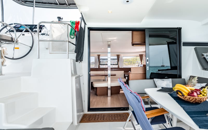 Beauty L A/C-GEN-WATER MAKER-SOLAR-ELEC.WC