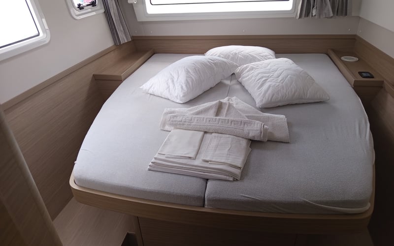 ZAHIRA - GEN/AC+WATERMAKER