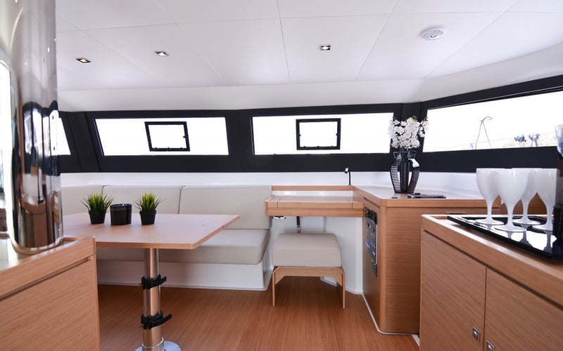 Paris (Dufour Catamaran 48)