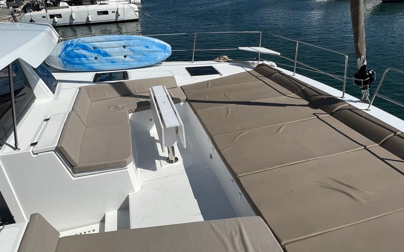 Star Velvet (A/C, Generator, Water Maker, dishwasher)