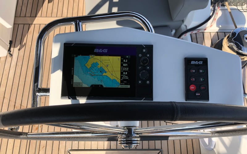 Salt Water (A/C - Generator - Inverter - 12 pax)