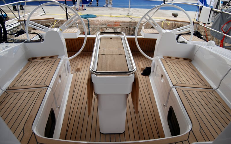 Betelgeuse (Electric Heads, Inverter)