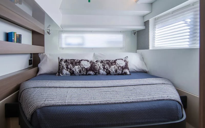 Moorings 4200/3 Exclusive Plus