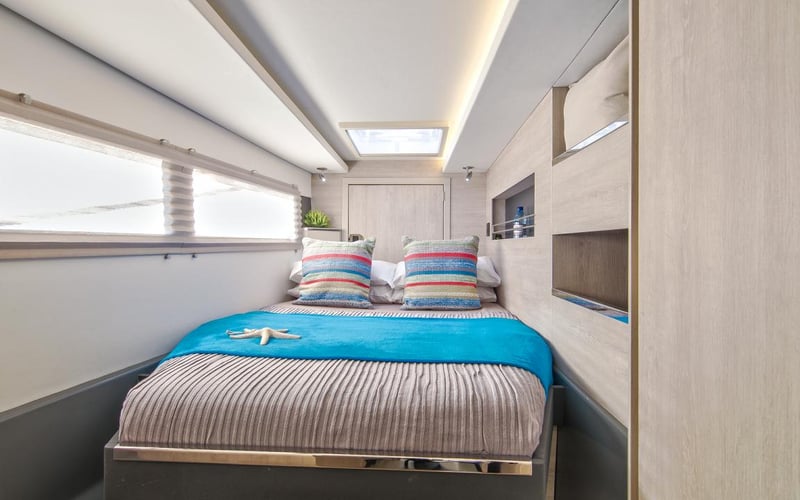 Moorings 4500L/10 Club