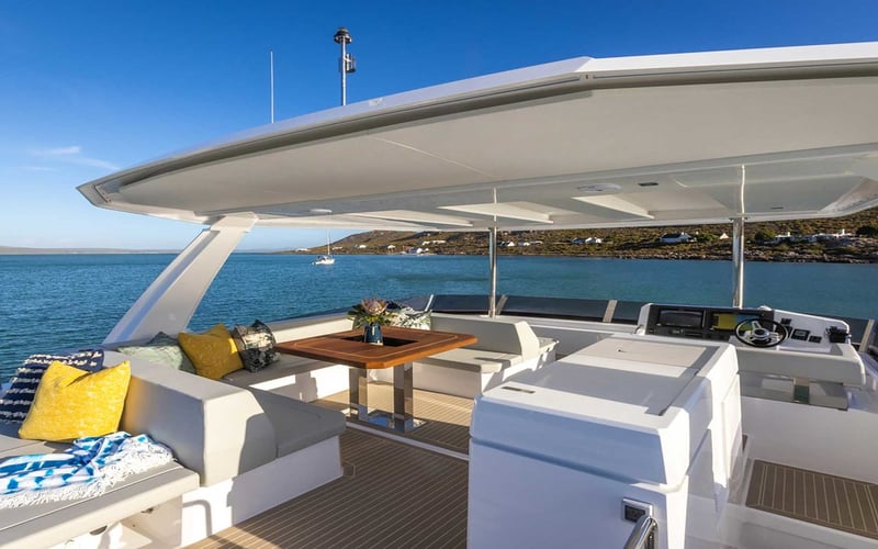 Moorings 464PC Exclusive Plus