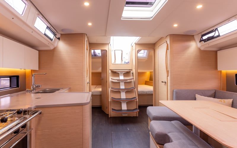 Sunsail 41.3 Premium Plus