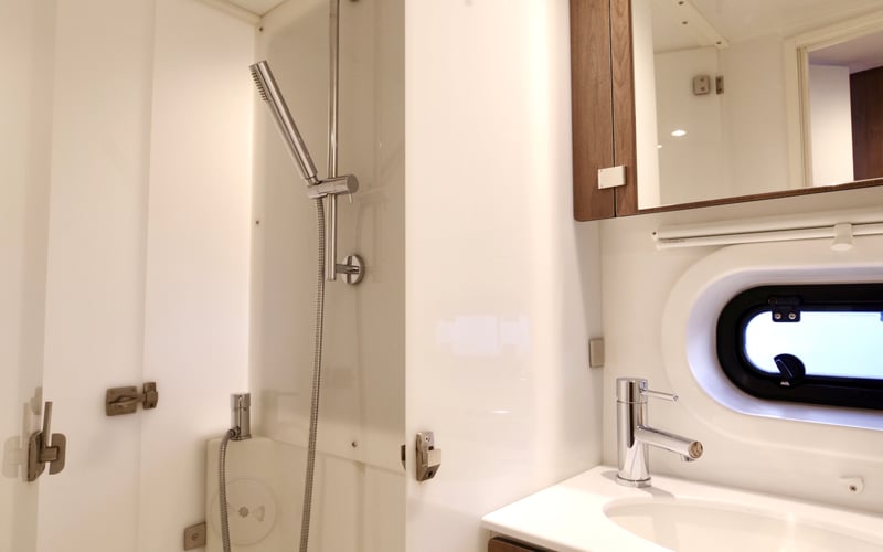 ORSA 1 - A/C, Generator, Water maker