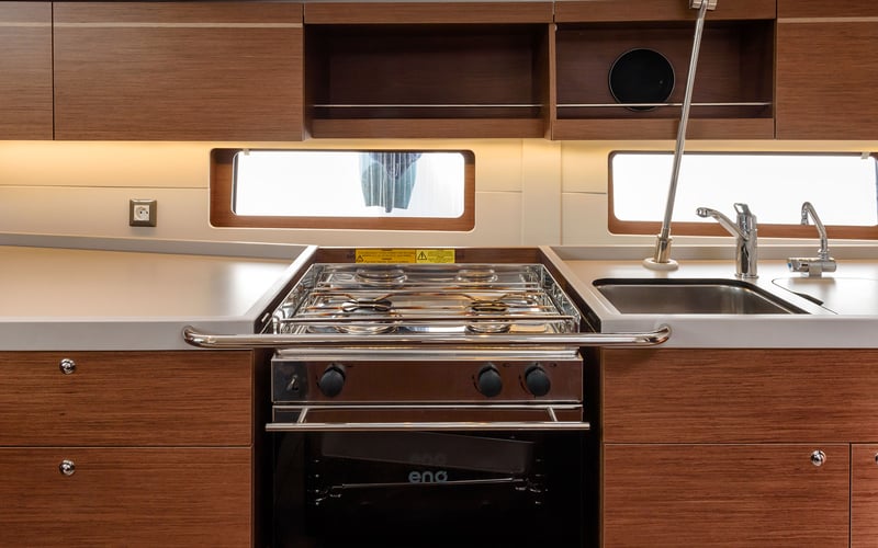 Circe - Water maker, Solar Panel