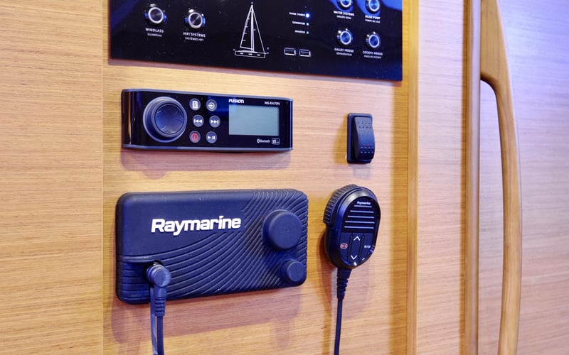 Thea - A/C, Generator, Water maker, Solar Panel