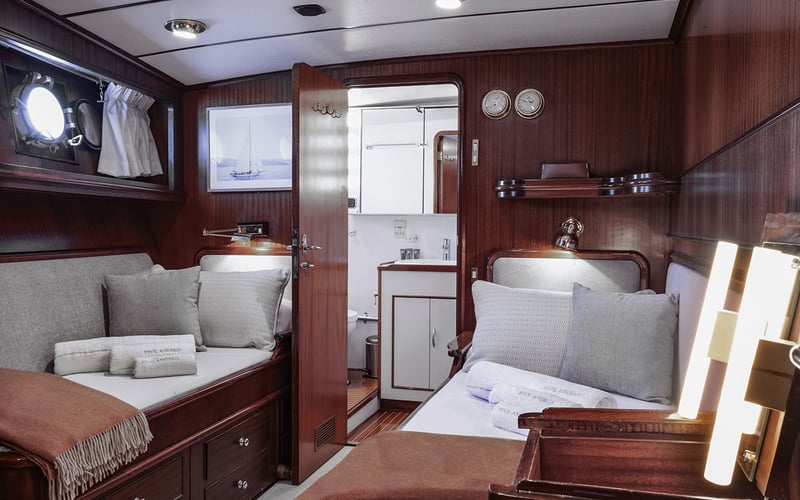 Five Angels - Motor yacht