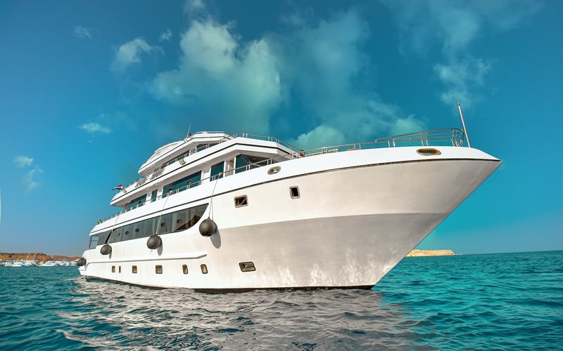 Twin bed cabin lower deck 4