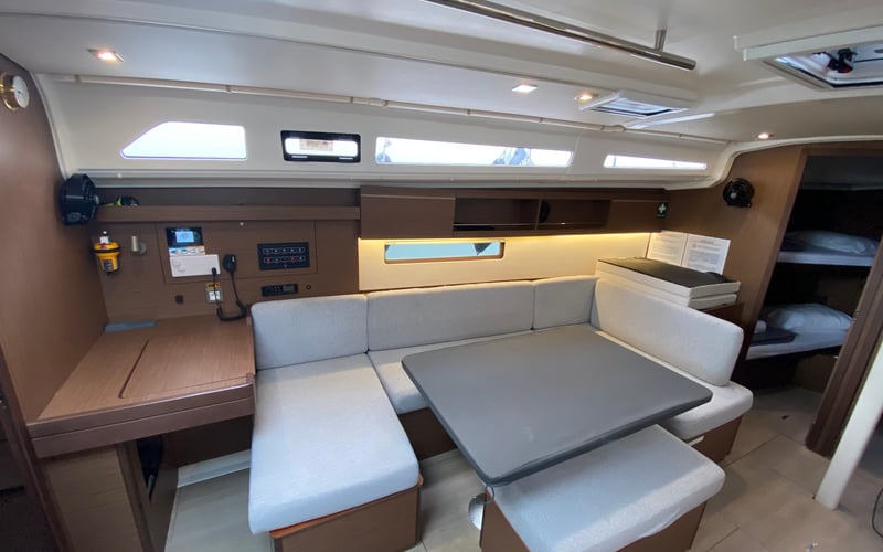 oceanis 40.1 (2022) RO