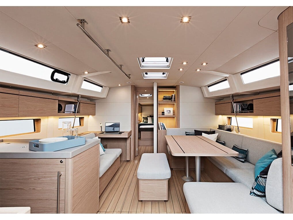 Scinachiena - Sailboat in Castellammare di Stabia