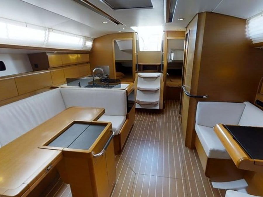 Corcho XVI - Yelkenli içinde Alicante