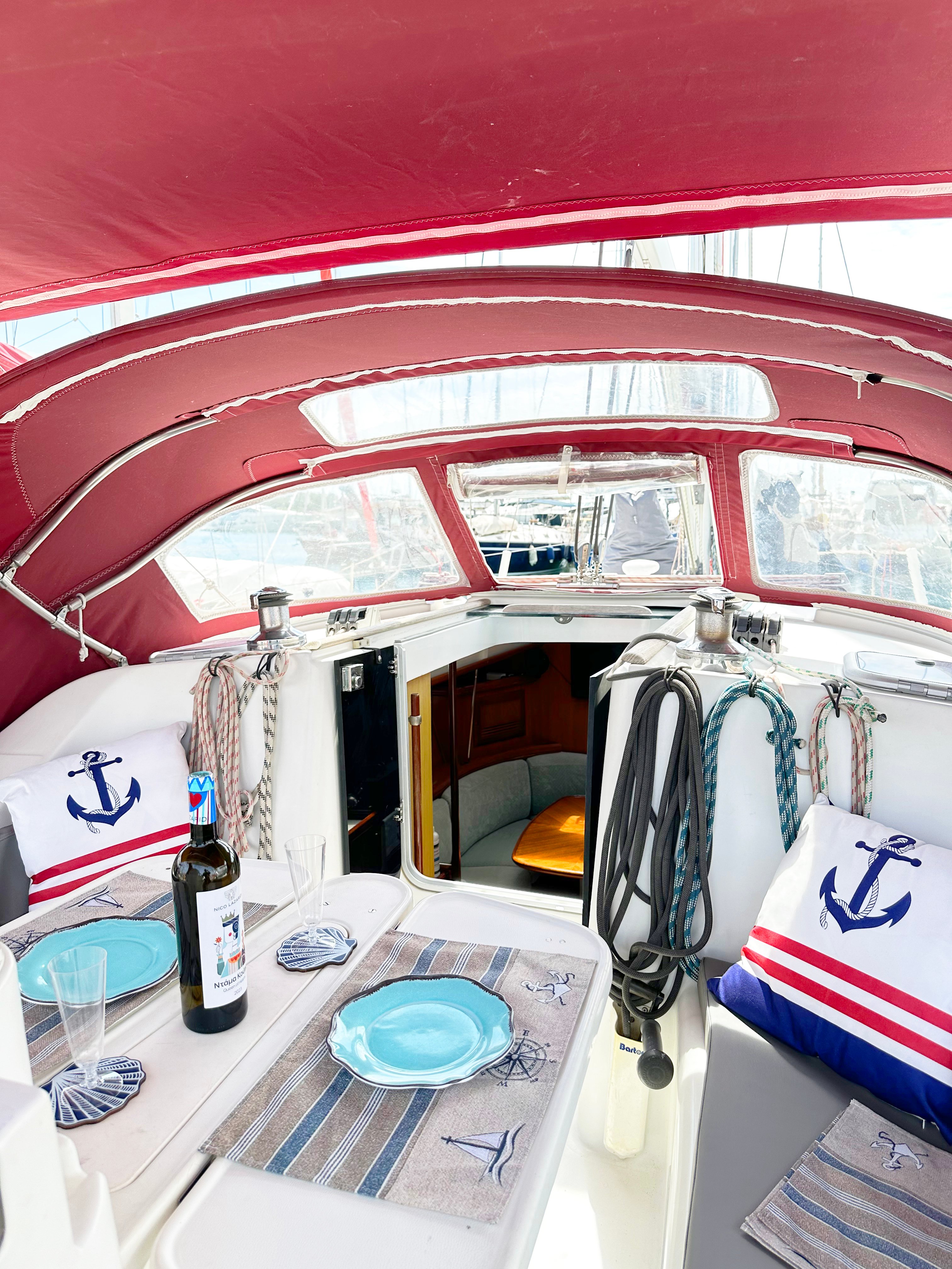 ARGO - Sailboat in Kallithea