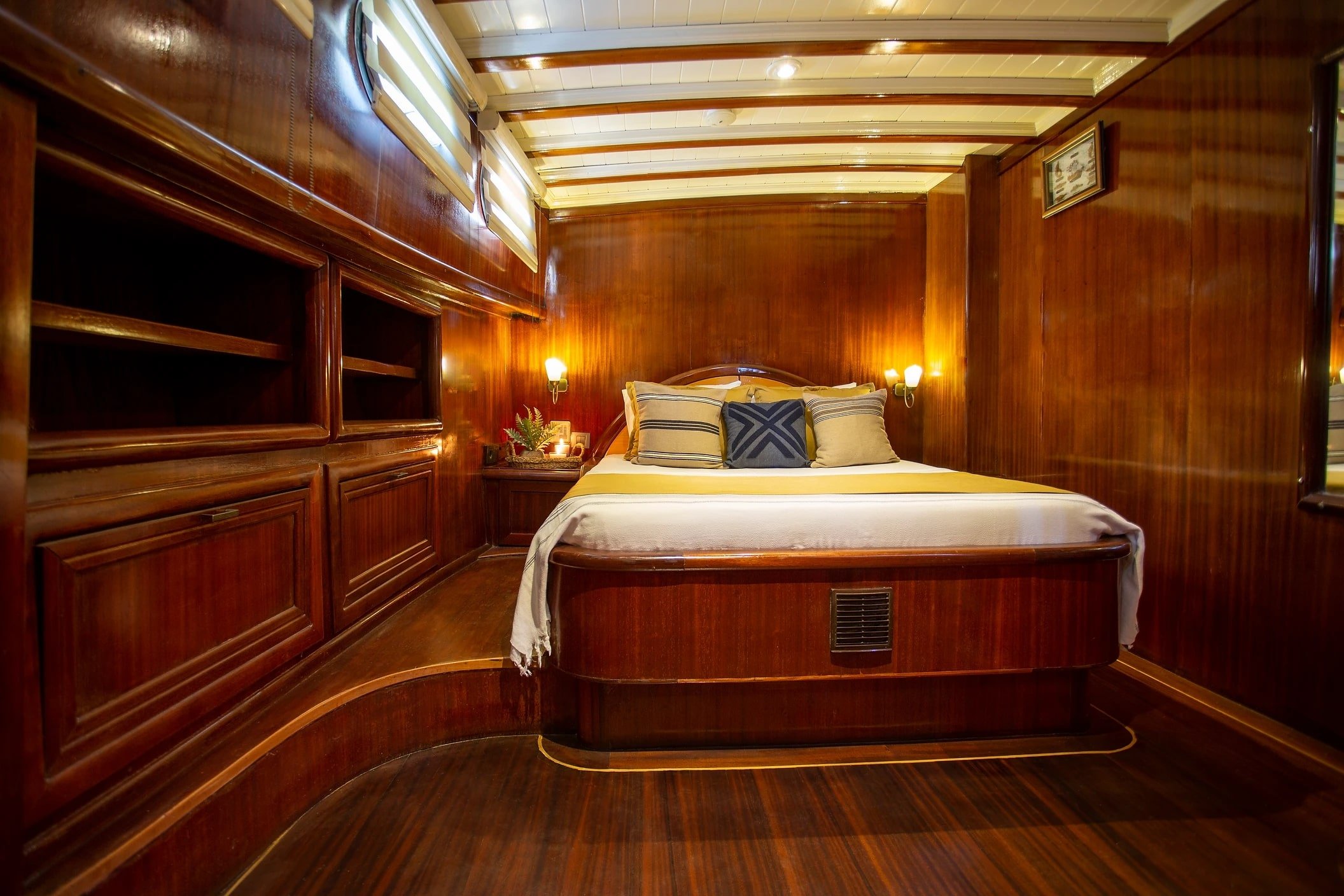 Yucebey - Gulet içinde Marmaris