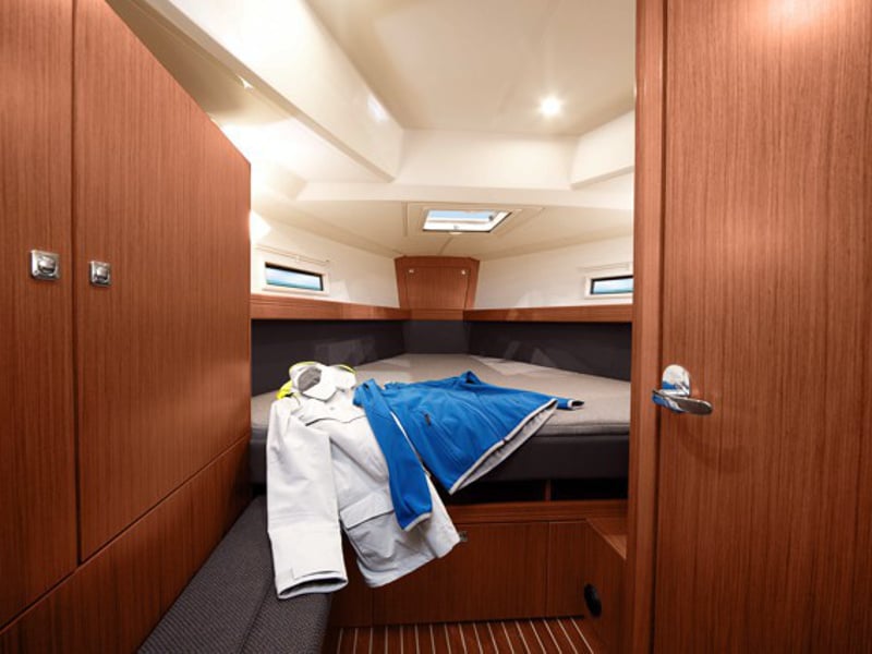 Urze - Sailboat in Ponta Delgada